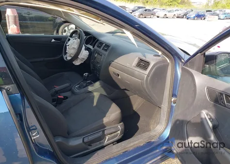 2016 Volkswagen Jetta 1.4T S z USA, uszkodzony, nr VIN 3VW267AJ6GM322203